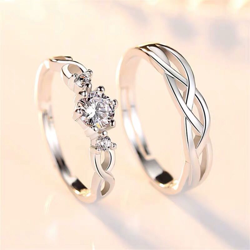 Simple Diamond-studded Couple Rings
