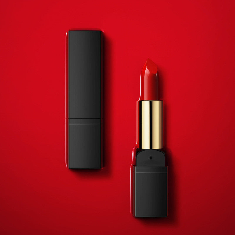 Moisturizing Charming Lipstick